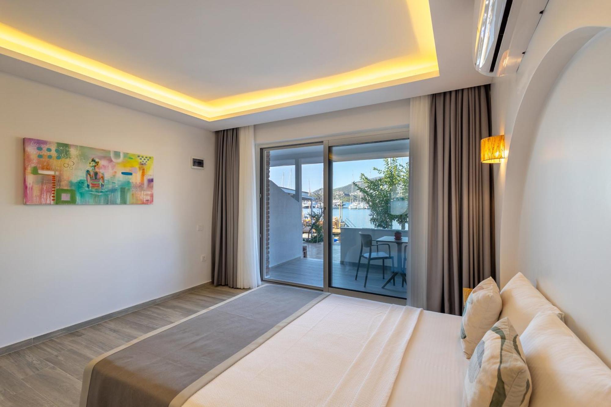 Base Selimiye Otel Marmaris