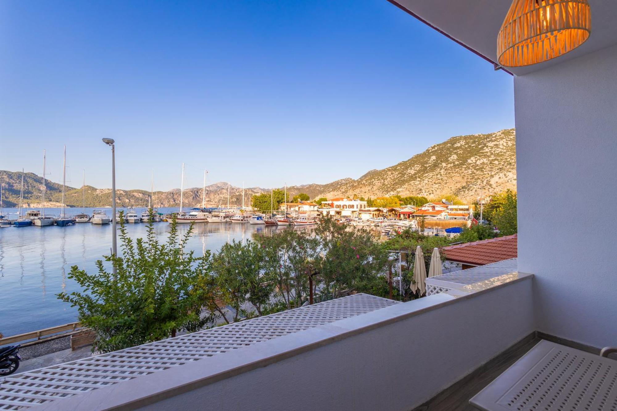 Base Selimiye Otel