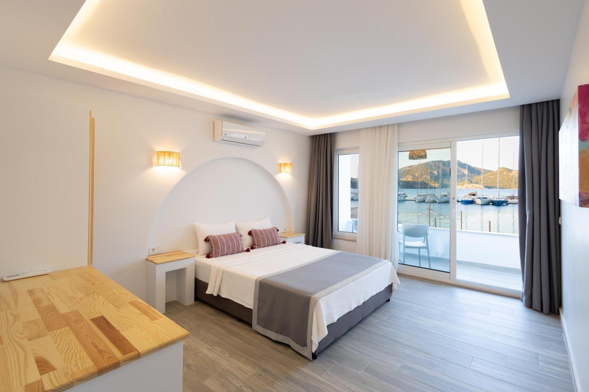 Otel Base Selimiye *